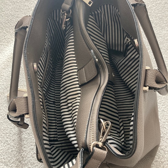 Shoulder Bag - Picture 2 of 3